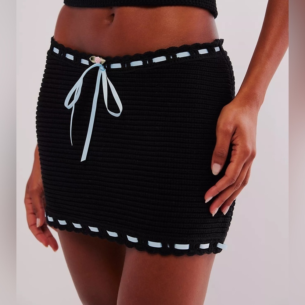 NWT For Love & Lemons Kelsey Crochet Mini Skirt